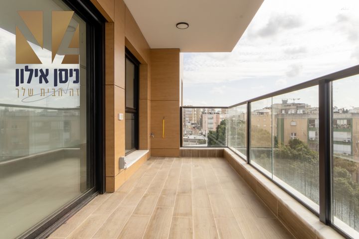 מונטיפיורי 35