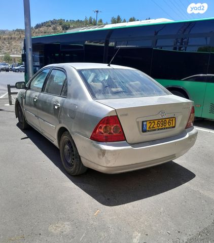 מודעת רכב טויוטה קורולה