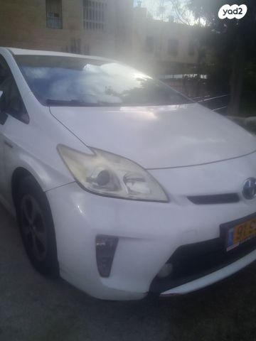 מודעת רכב טויוטה פריוס
