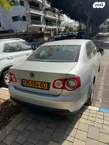 מודעת רכב פולקסווגן ג'טה 