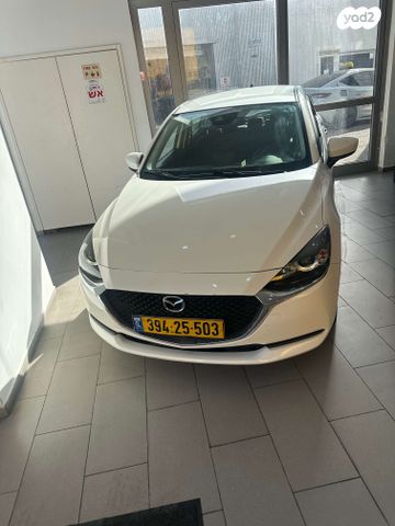 מודעת רכב מאזדה 2