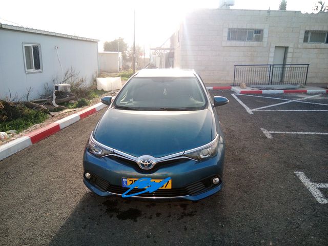 מודעת רכב טויוטה אוריס