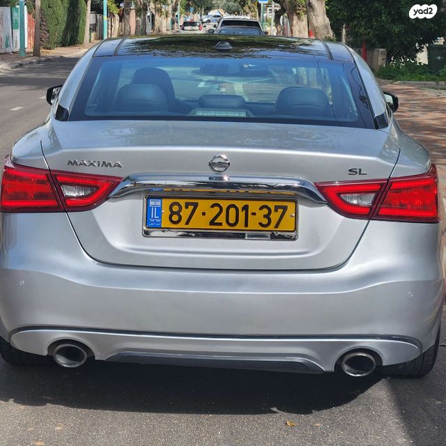 מודעת רכב ניסאן מקסימה