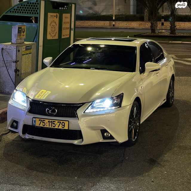 מודעת רכב לקסוס GS
