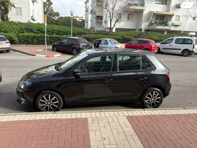 מודעת רכב סקודה פאביה