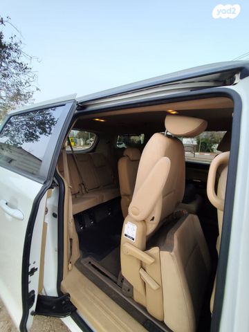 מודעת רכב קיה קרניבל