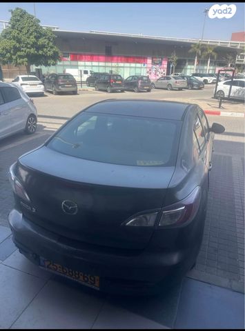 מודעת רכב מאזדה 3