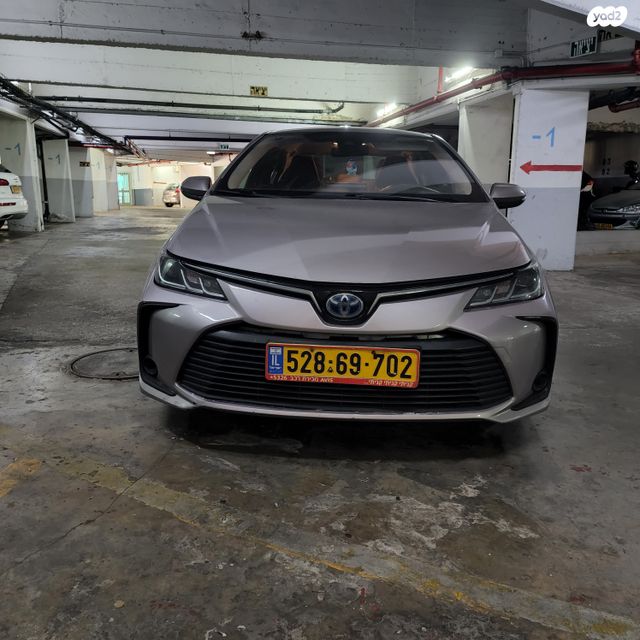 מודעת רכב טויוטה קורולה