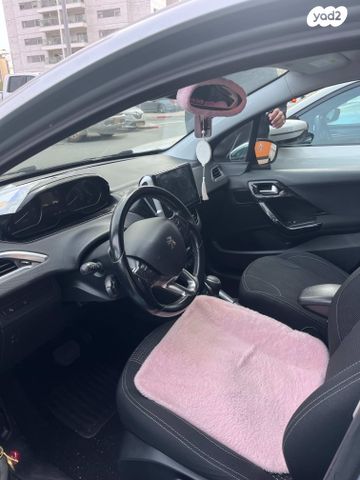 מודעת רכב פיג'ו 208