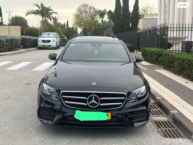 מודעת רכב מרצדס-בנץ E-class