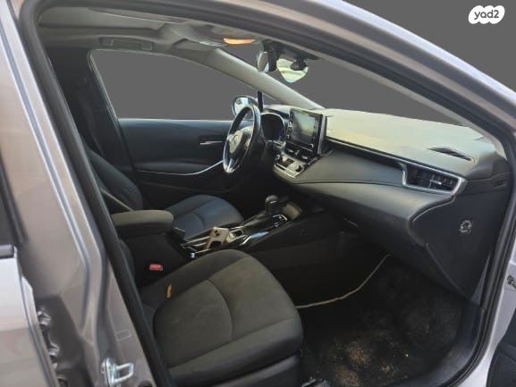 מודעת רכב טויוטה קורולה