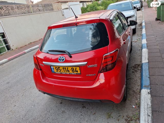 מודעת רכב טויוטה יאריס