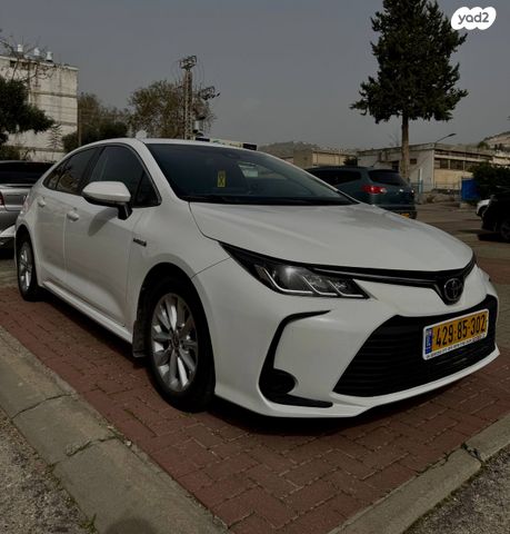 מודעת רכב טויוטה קורולה