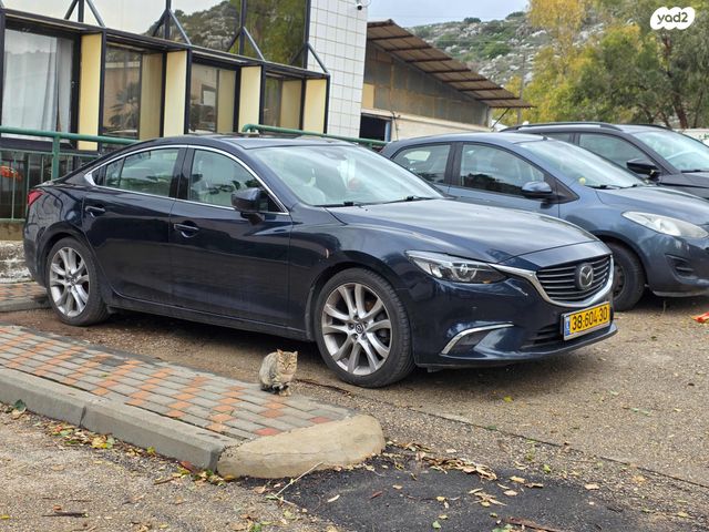 מודעת רכב מאזדה 6