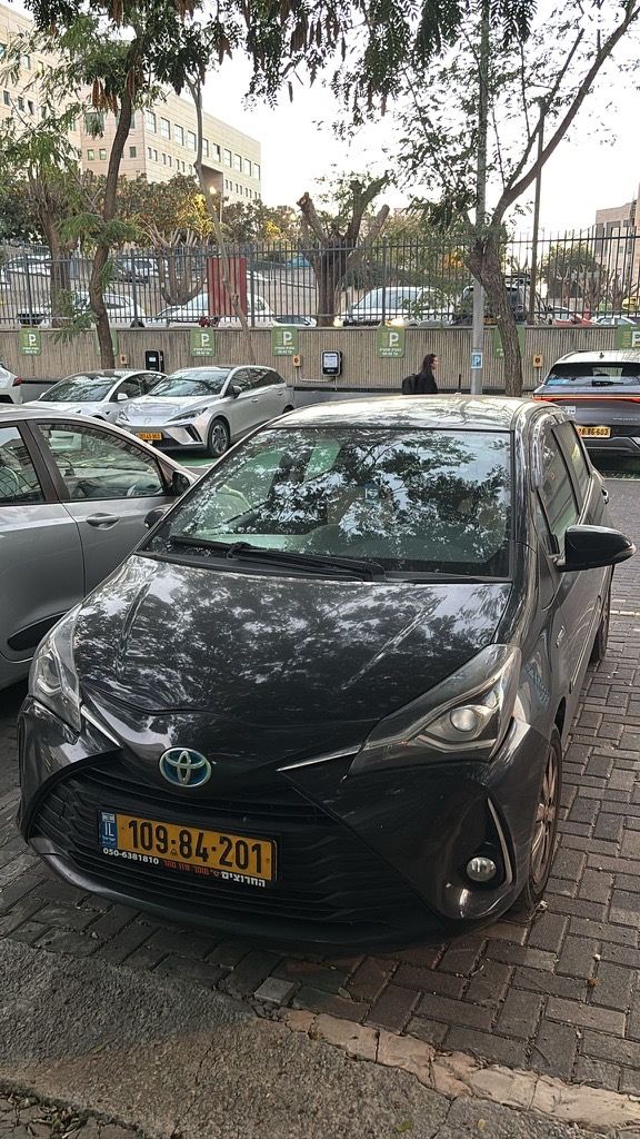 מודעת רכב טויוטה יאריס