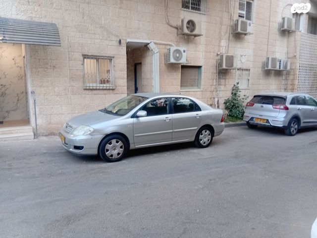 מודעת רכב טויוטה קורולה