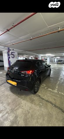 מודעת רכב מאזדה 2