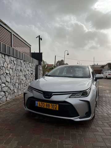 מודעת רכב טויוטה קורולה