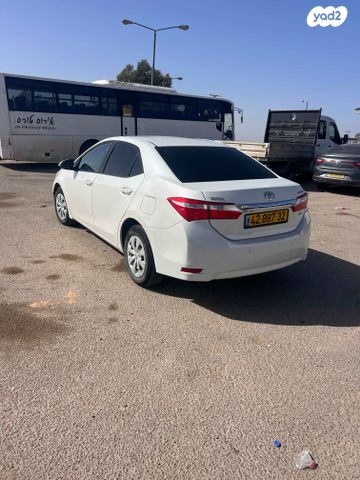 מודעת רכב טויוטה קורולה
