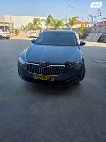 מודעת רכב סקודה סופרב