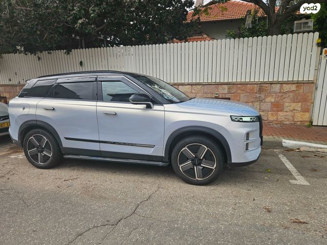 מודעת רכב ג'אקו J7