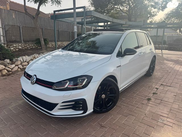 מודעת רכב פולקסווגן גולף