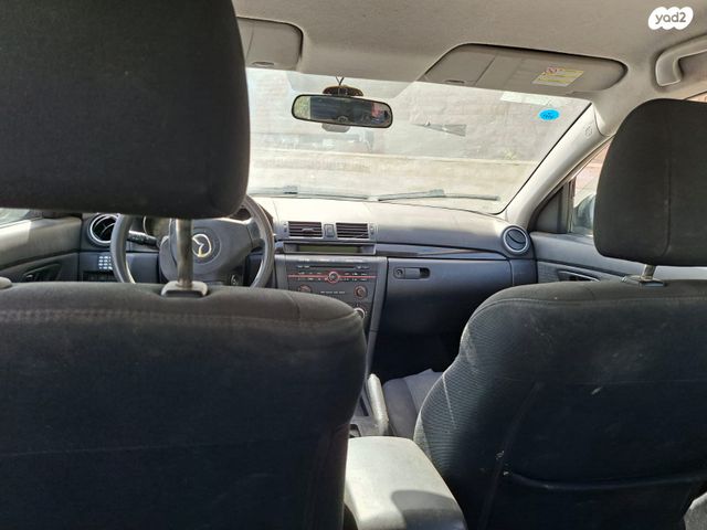 מודעת רכב מאזדה 3