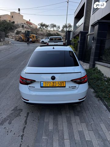 מודעת רכב סקודה סופרב