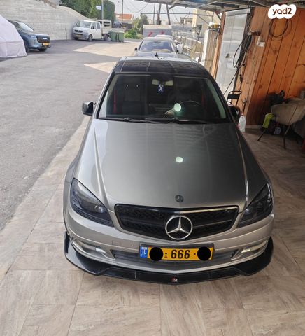 מודעת רכב מרצדס-בנץ C-class