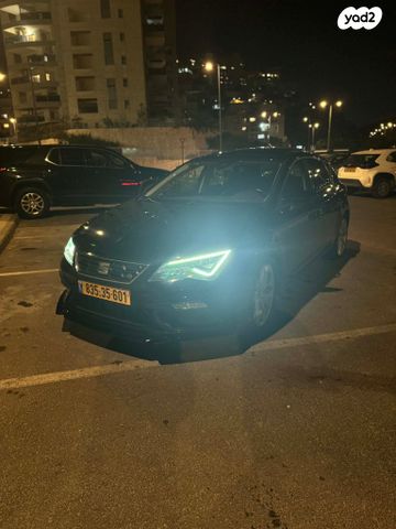 מודעת רכב סיאט לאון