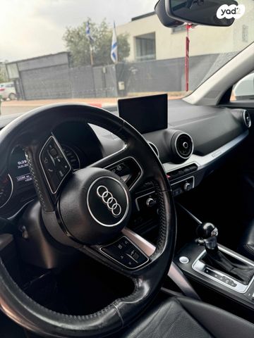מודעת רכב אאודי Q2