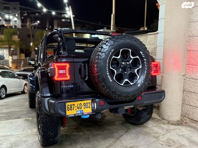 מודעת רכב ג'יפ רנגלר