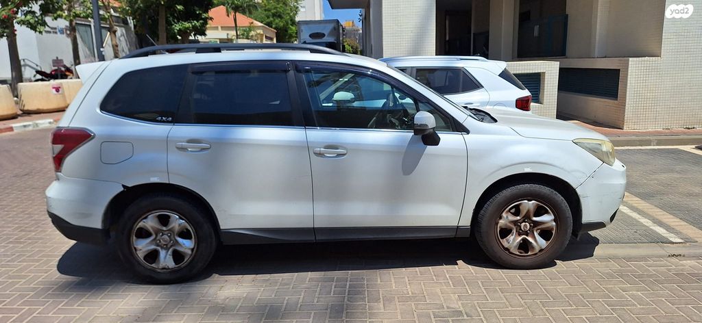 מודעת רכב סובארו פורסטר