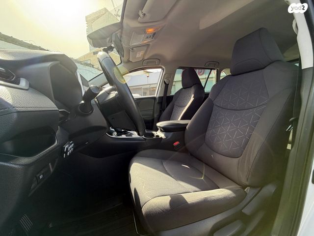 מודעת רכב טויוטה RAV4 1