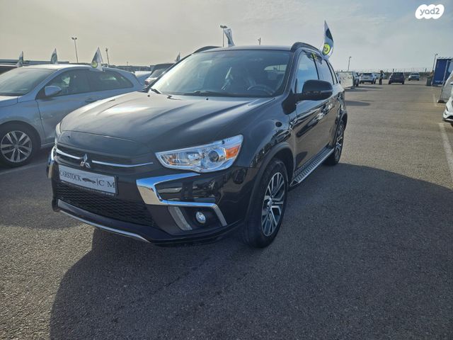 מודעת רכב מיצובישי ASX