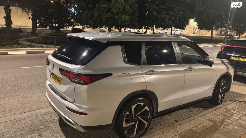 מודעת רכב מיצובישי אאוטלנדר