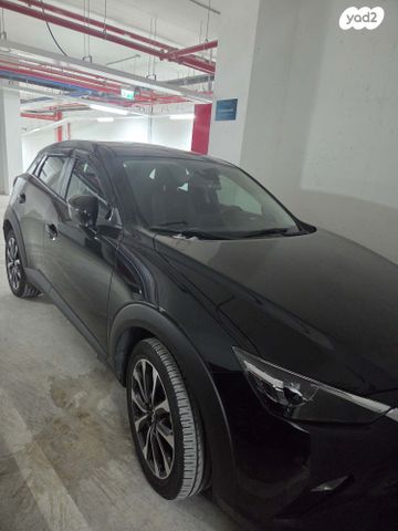 מודעת רכב מאזדה CX-3