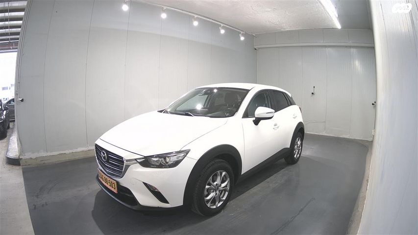מודעת רכב מאזדה CX-3