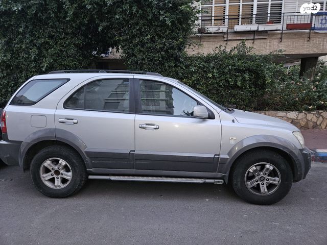 מודעת רכב קיה סורנטו