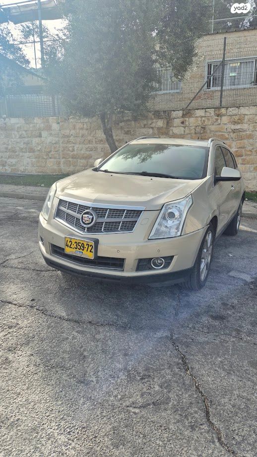 מודעת רכב קאדילק SRX