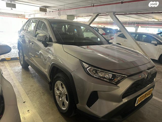 מודעת רכב טויוטה RAV4