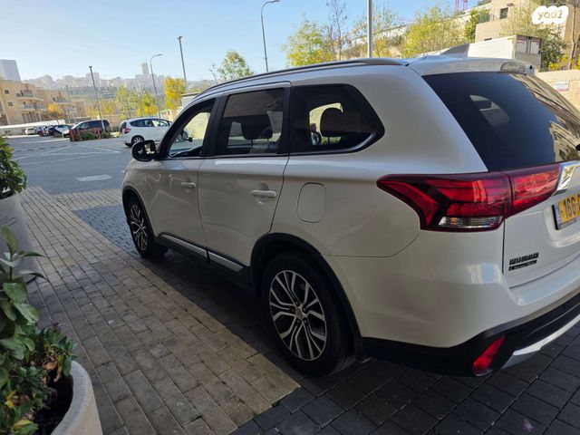 מודעת רכב מיצובישי אאוטלנדר