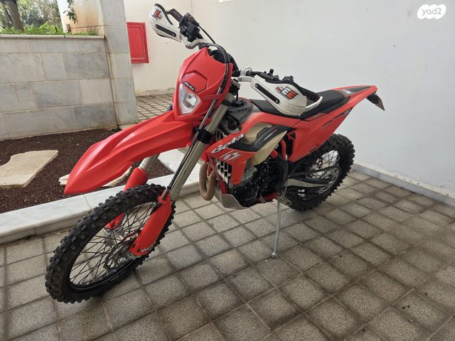 מודעת רכב בטא RR350