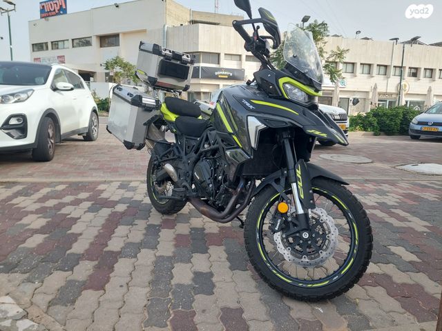 מודעת רכב בנלי TRK702X