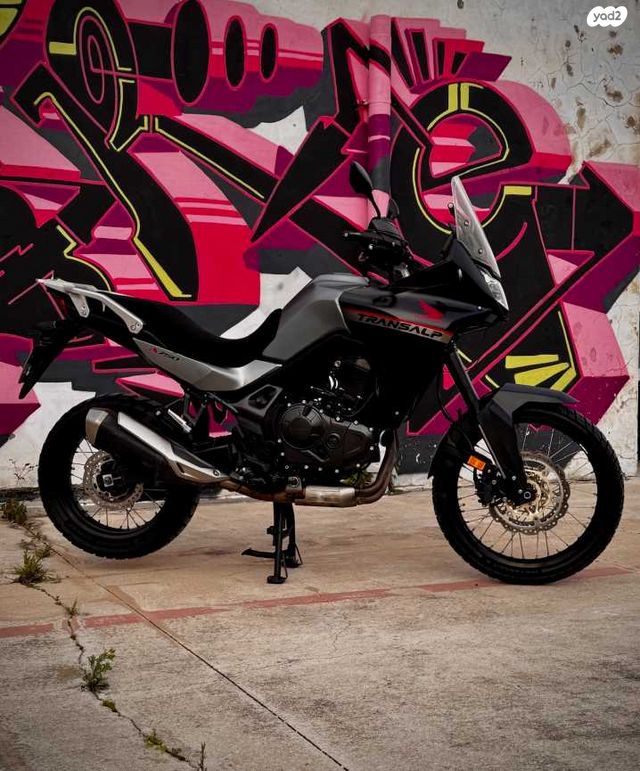 הונדה Transalp 750