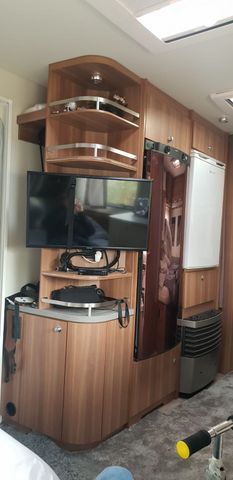 מודעת רכב נגרר (קראוון נגרר)