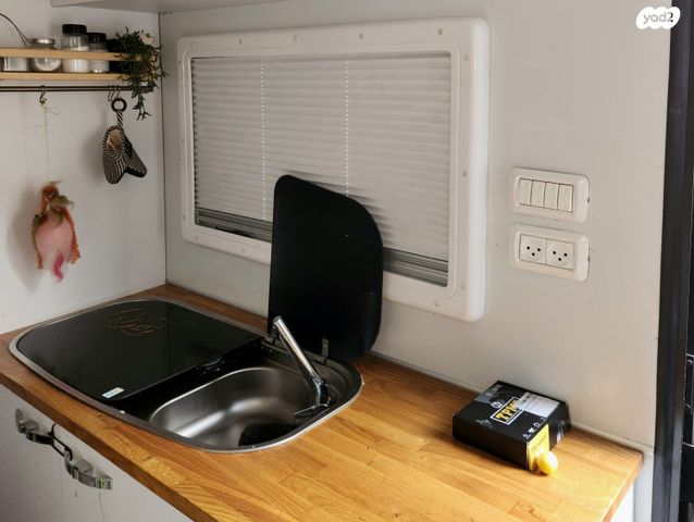 מודעת רכב נגרר (קראוון נגרר)