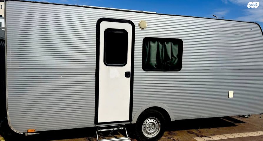 מודעת רכב נגרר (קראוון נגרר)