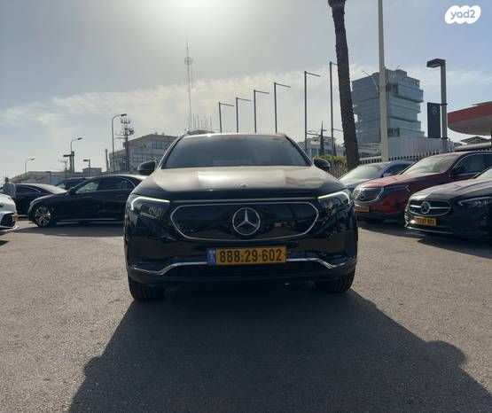 מודעת רכב מרצדס-בנץ EQA