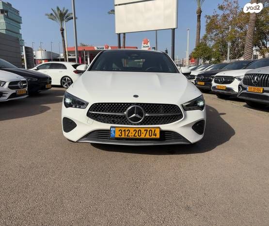 מודעת רכב מרצדס-בנץ CLA